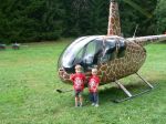 Šimůnek a Martínek u vrtulníku:-)